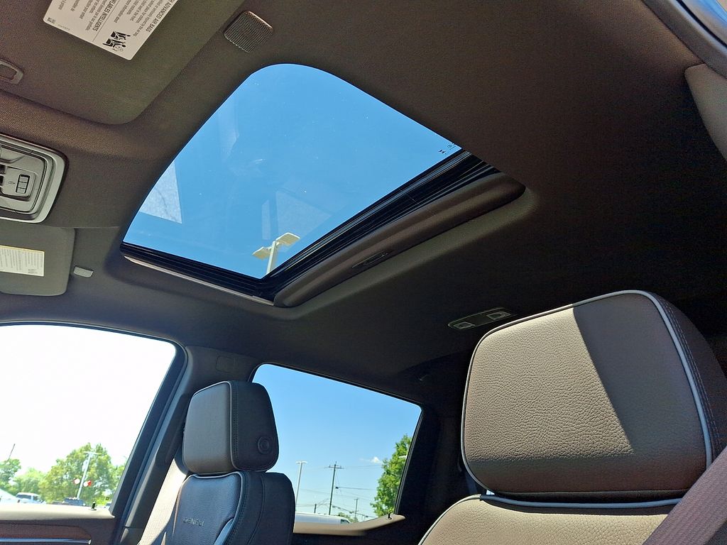 2026 GMC Sierra 1500 Denali - Photo 10