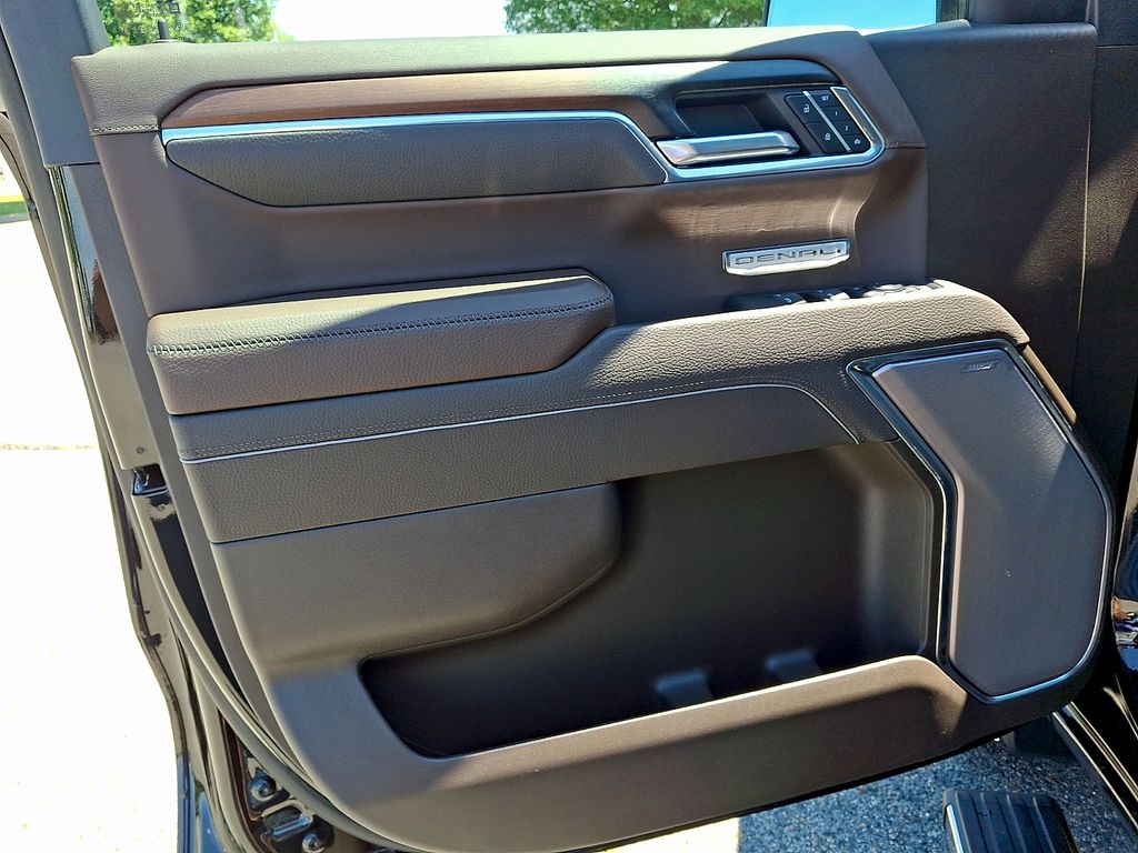 2026 GMC Sierra 1500 Denali - Photo 8