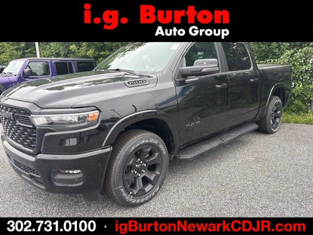 New 2026 Ram 1500 BIG HORN CREW CAB 4X4 5'7 BOX Pickup