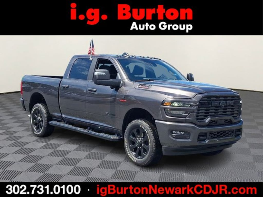 New 2026 Ram 2500 BIG HORN CREW CAB 4X4 6'4 BOX Pickup