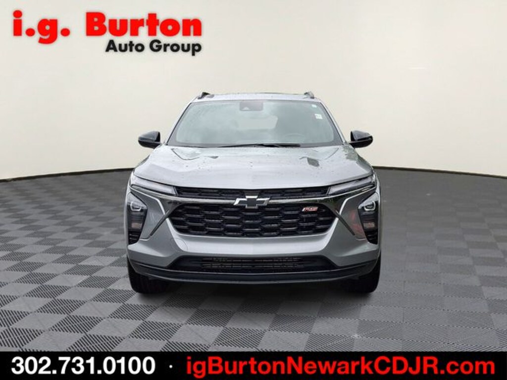 Used 2025 Chevrolet Trax 2RS SUV