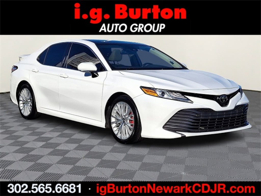 Used 2019 Toyota Camry XLE Sedan