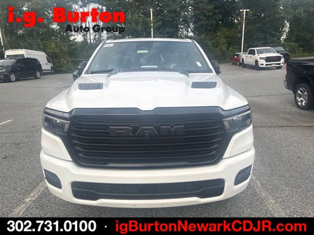 New 2026 Ram 1500 LARAMIE CREW CAB 4X4 5'7 BOX Pickup