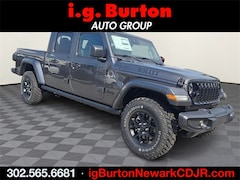 2025 Jeep Gladiator WILLYS 4X4 Pickup