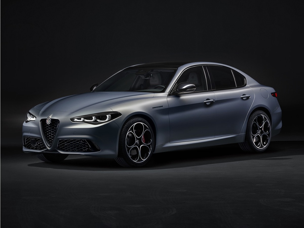 2024 Alfa Romeo Giulia's photo