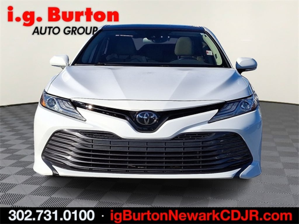 Used 2019 Toyota Camry XLE Sedan