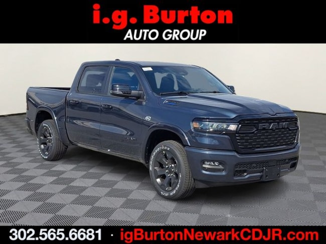 2026 Ram 1500 BIG HORN CREW CAB 4X4 5'7 BOX Pickup