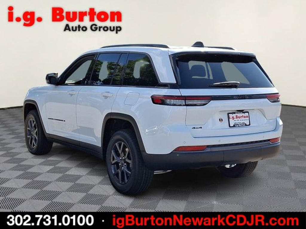 New 2027 Jeep Grand Cherokee Laredo Altitude Sport Utility