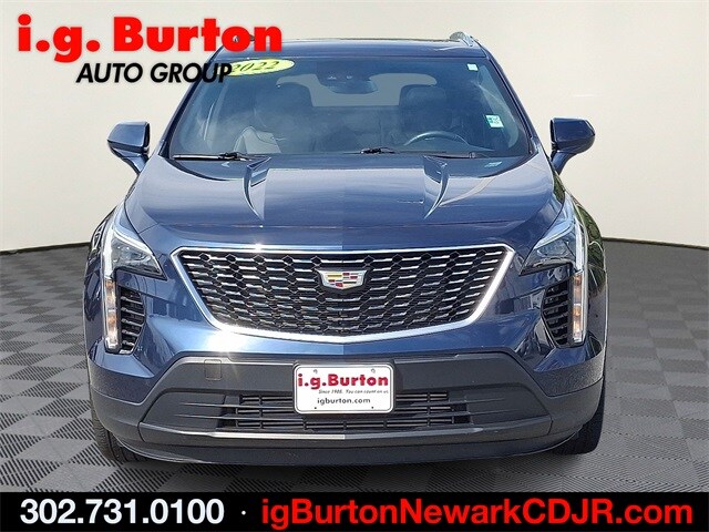2022 Cadillac XT4 Luxury photo 2