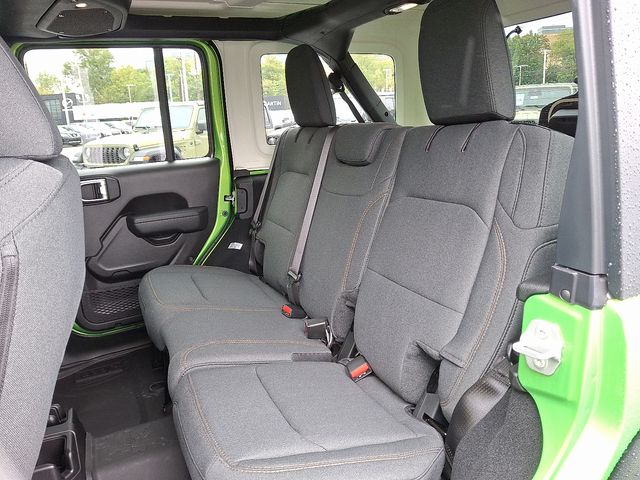 2026 Jeep Wrangler 4-Door Willys - Photo 6