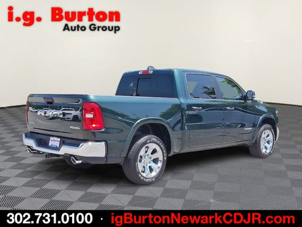 New 2026 Ram 1500 BIG HORN CREW CAB 4X4 5'7 BOX Pickup