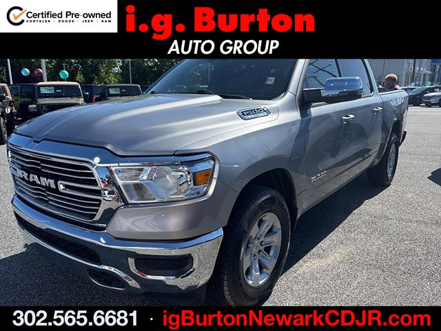 2024 RAM 1500 Laramie 4x4 Crew Cab 5'7's photo