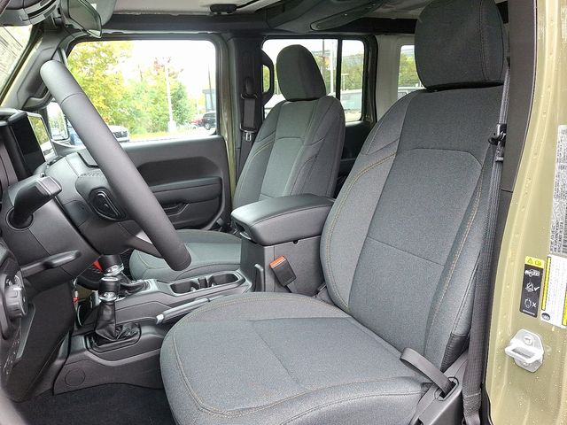 2026 Jeep Wrangler 4-Door Willys - Photo 9
