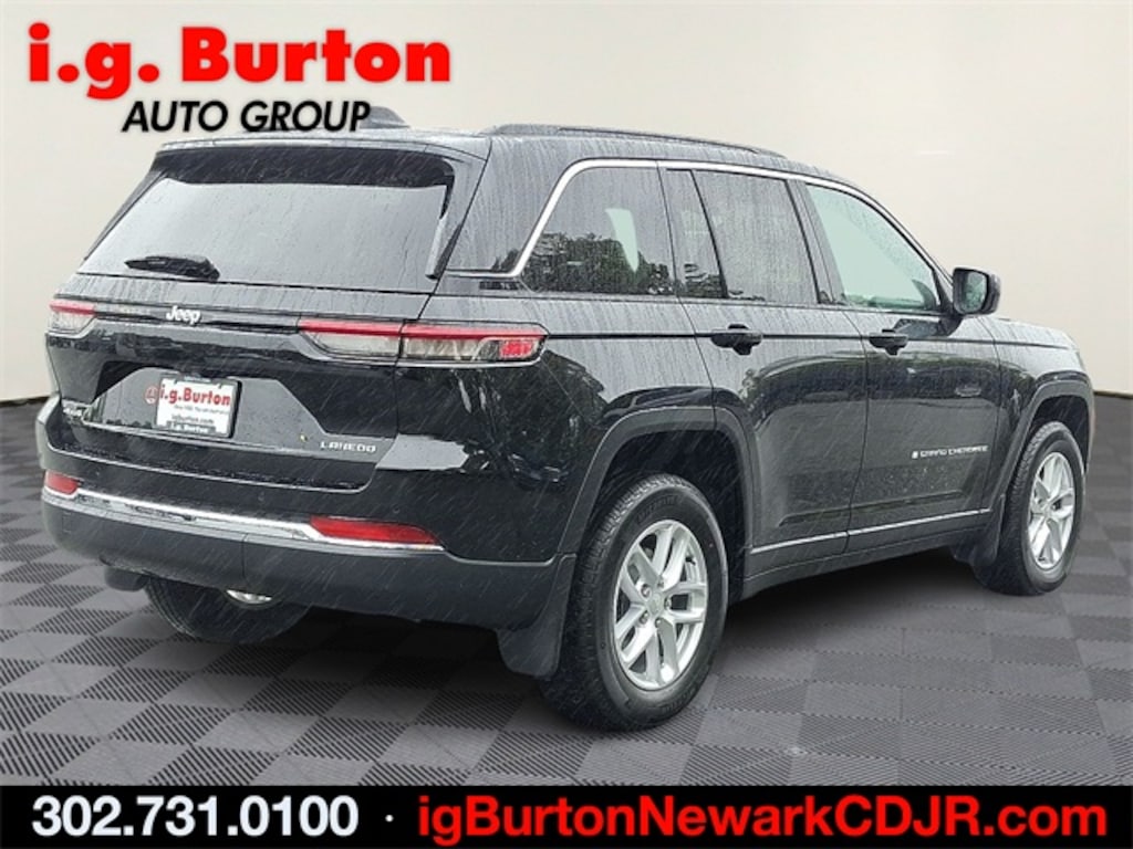 New 2025 Jeep Grand Cherokee LAREDO X 4X4 Sport Utility