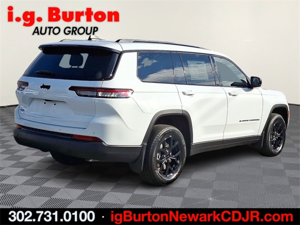 New 2025 Jeep Grand Cherokee L ALTITUDE X 4X4 Sport Utility