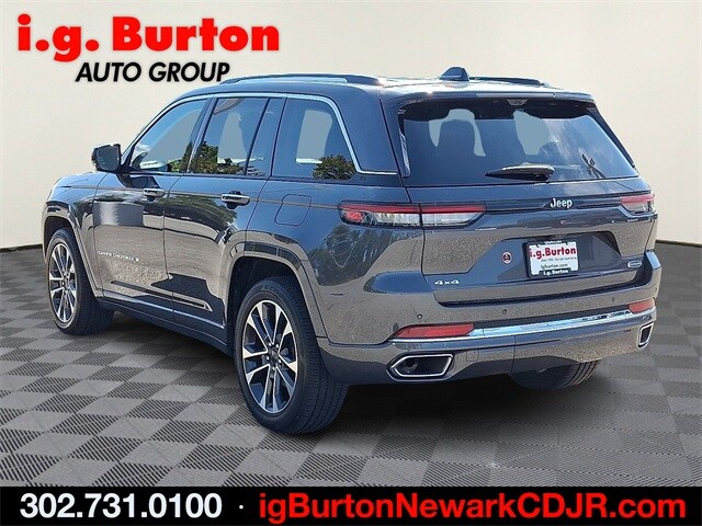 2023 Jeep Grand Cherokee Overland photo 4