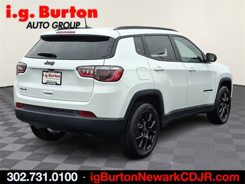 New 2026 Jeep Compass LATITUDE ALTITUDE 4X4 Sport Utility