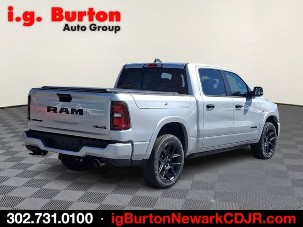 New 2026 Ram 1500 LARAMIE CREW CAB 4X4 5'7 BOX Pickup