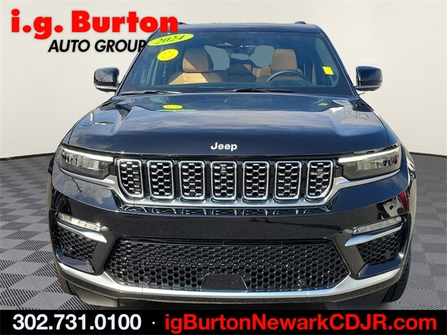 Used 2024 Jeep Grand Cherokee Summit with VIN 1C4RJHEG4R8571921 for sale in Newark, DE