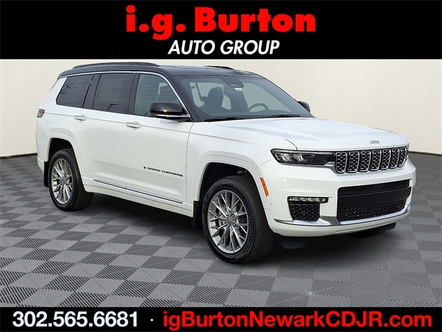 2025 Jeep Grand Cherokee L Summit's photo