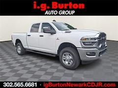 2025 Ram 2500 TRADESMAN CREW CAB 4X4 6'4 BOX Pickup