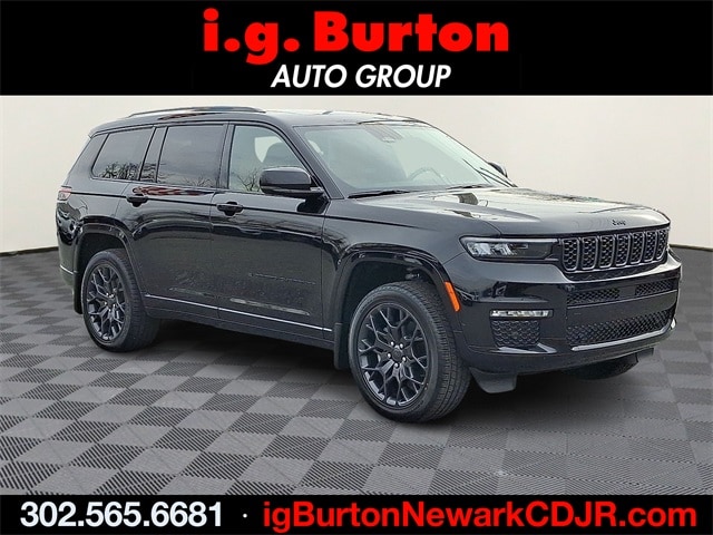 2025 Jeep Grand Cherokee L Summit's photo