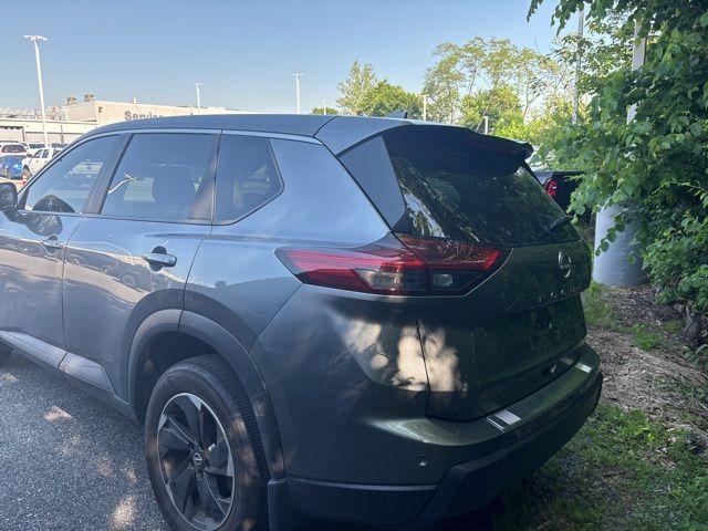 2025 Nissan Rogue SV AWD's photo