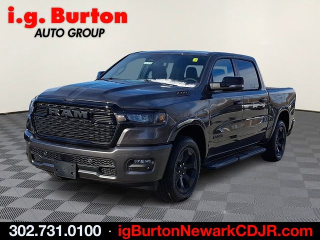 New 2026 Ram 1500 BIG HORN CREW CAB 4X4 5'7 BOX Pickup