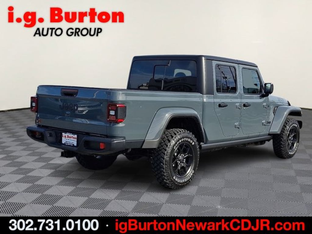 New 2026 Jeep Gladiator WILLYS 4X4 Pickup