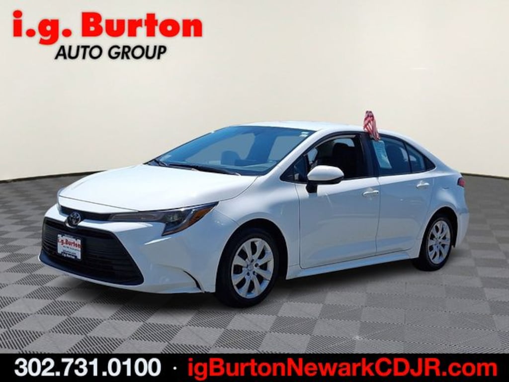 Used 2024 Toyota Corolla LE Sedan