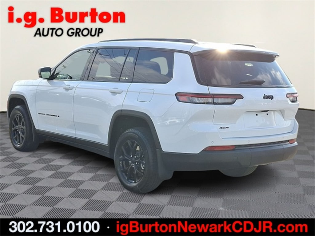 New 2025 Jeep Grand Cherokee L ALTITUDE X 4X4 Sport Utility