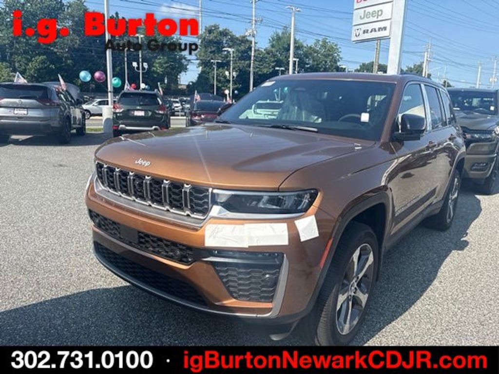 New 2026 Jeep Grand Cherokee LIMITED 4X4 Sport Utility