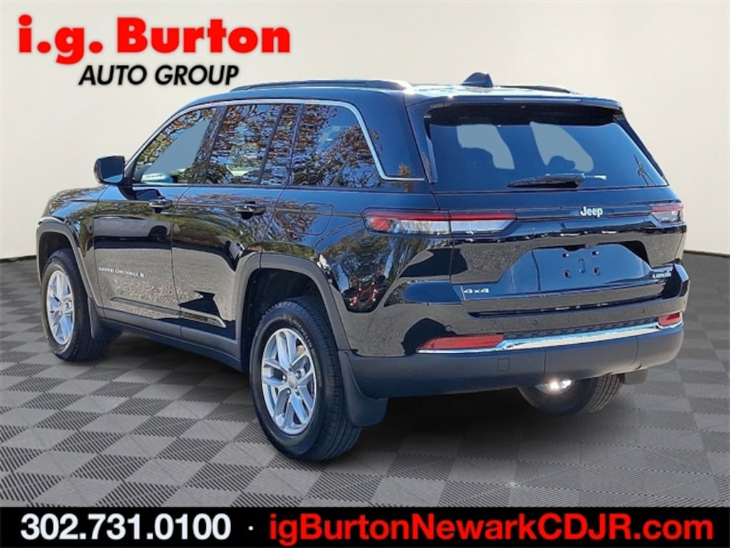 New 2025 Jeep Grand Cherokee LAREDO X 4X4 Sport Utility