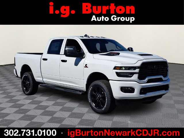 2027 RAM 2500 Pickup Tradesman/Black Express