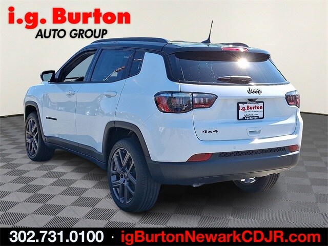 2026 Jeep Compass Limited Altitude photo 3