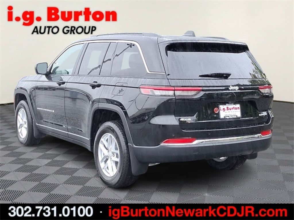 New 2025 Jeep Grand Cherokee LAREDO X 4X4 Sport Utility