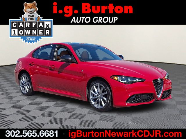 2024 Alfa Romeo Giulia Ti AWD's photo