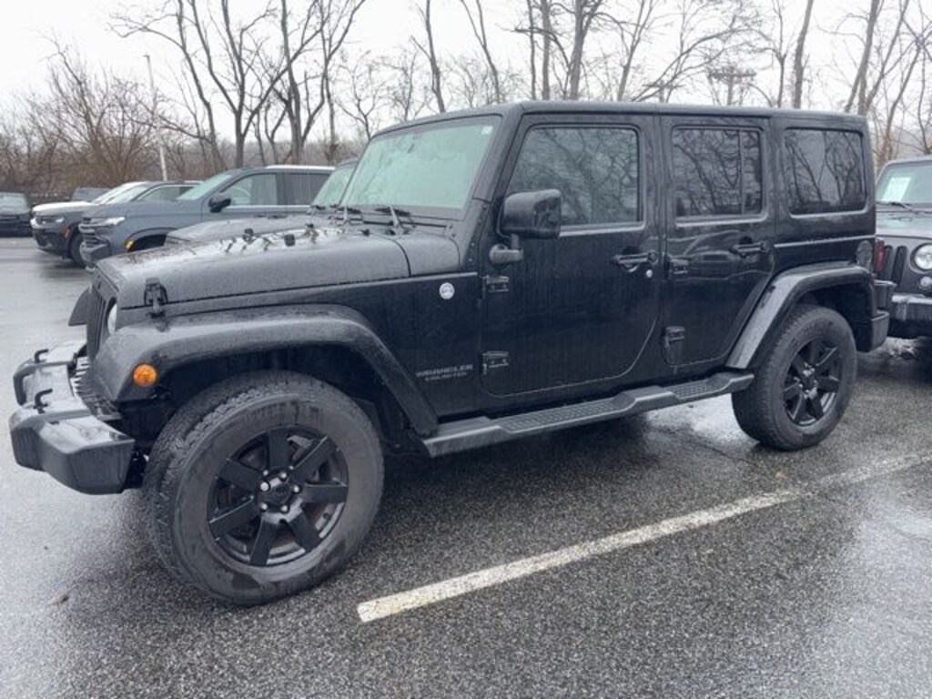 Used 2014 Jeep Wrangler Unlimited Altitude SUV