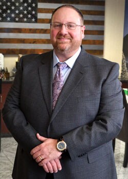Staff member Vince Mitchell from ID_d910d8d41cbe