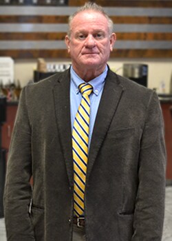 Staff member Charles Hatton from ID_d910d8d41cbe