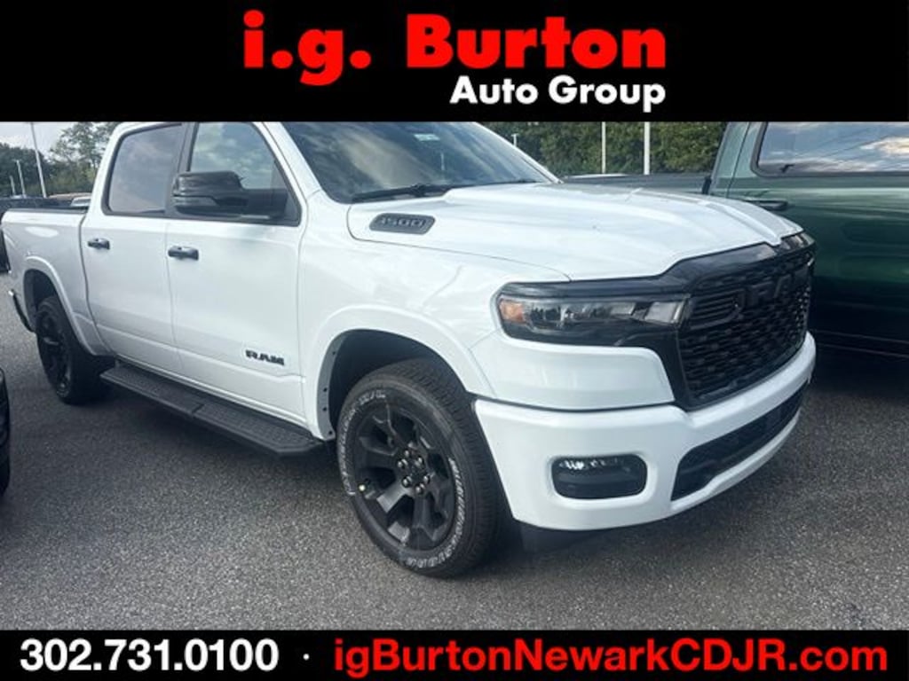 New 2026 Ram 1500 BIG HORN CREW CAB 4X4 5'7 BOX Pickup