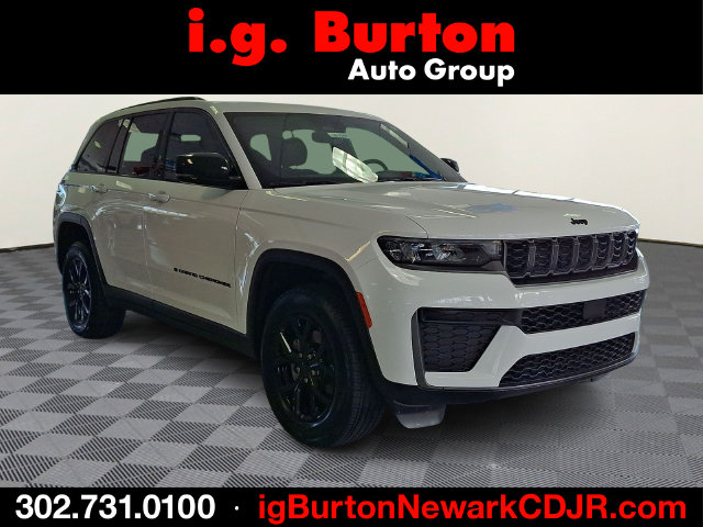 2026 Jeep Grand Cherokee LAREDO 4X4 Sport Utility