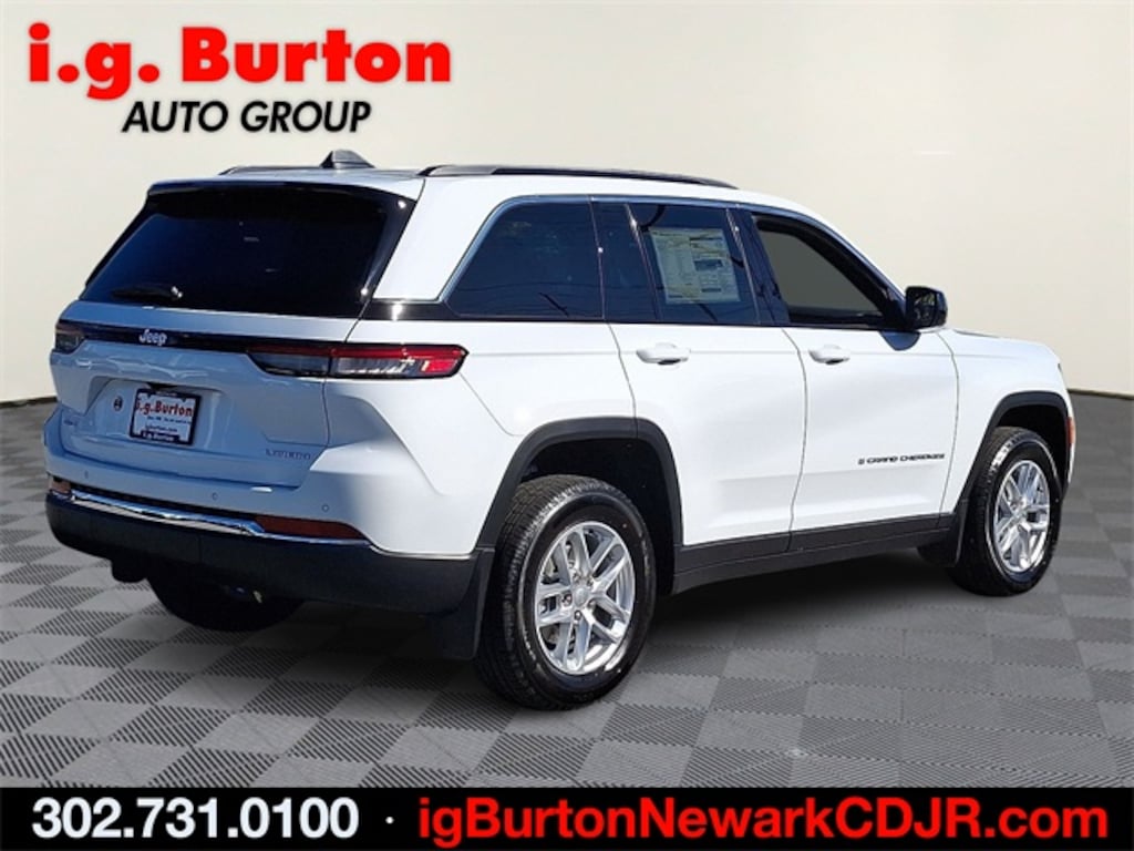 New 2025 Jeep Grand Cherokee LAREDO X 4X4 Sport Utility