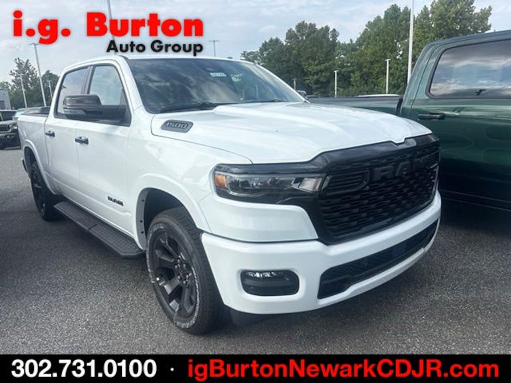 New 2026 Ram 1500 BIG HORN CREW CAB 4X4 5'7 BOX Pickup