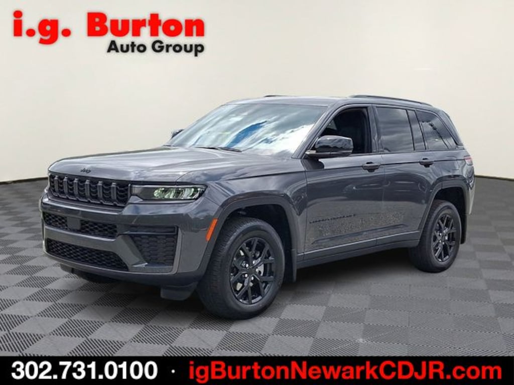 New 2026 Jeep Grand Cherokee LAREDO ALTITUDE 4X4 Sport Utility