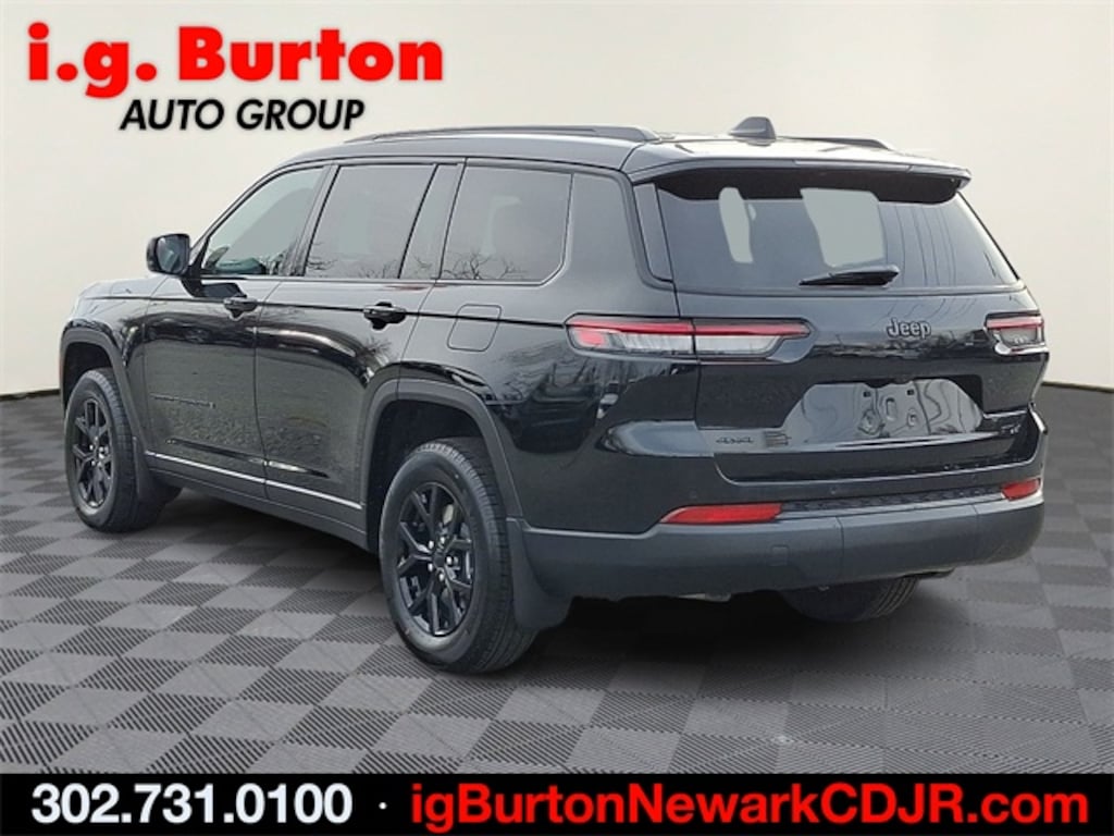 New 2025 Jeep Grand Cherokee L ALTITUDE X 4X4 Sport Utility