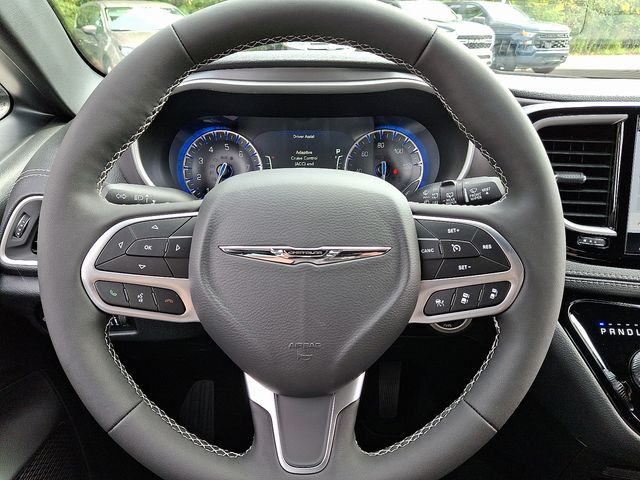 2026 Chrysler Pacifica Select - Photo 13