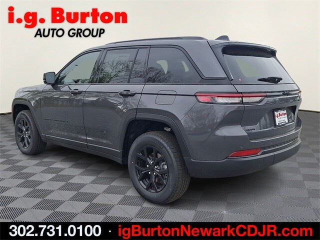 2025 Jeep Grand Cherokee Altitude X photo 4