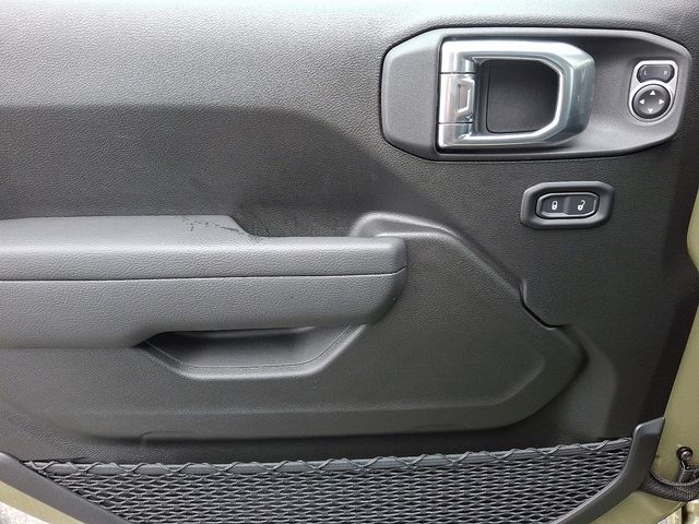 2026 Jeep Wrangler 4-Door Willys - Photo 8