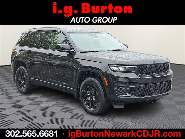 2025 Jeep Grand Cherokee Altitude's photo